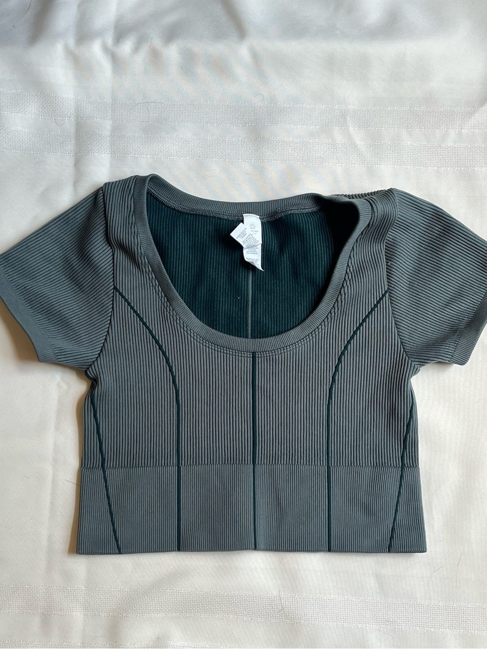 aerie offline Ribbed Short Sleeve Crop Top - green/dark green